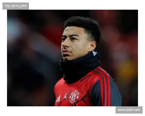 林加德调侃与足球文化中的幽默元素：从场上笑点到球迷心中的喜剧明星